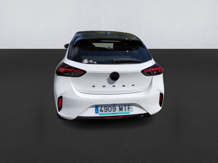 Opel Corsa 1.2 T XHL GS 74 kW (100 CV) Vehículo usado en Madrid Opel Corsa 1.2 T XHL GS 74 kW (100 CV) Vehículo usado en Madrid