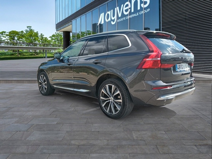 Volvo XC60 B4 D Inscription AWD Auto 145 kW (197 CV) Vehículo usado en Madrid Volvo XC60 B4 D Inscription AWD Auto 145 kW (197 CV) Vehículo usado en Madrid