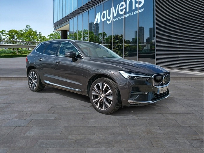 Volvo XC60 B4 D Inscription AWD Auto 145 kW (197 CV) Vehículo usado en Madrid Volvo XC60 B4 D Inscription AWD Auto 145 kW (197 CV) Vehículo usado en Madrid