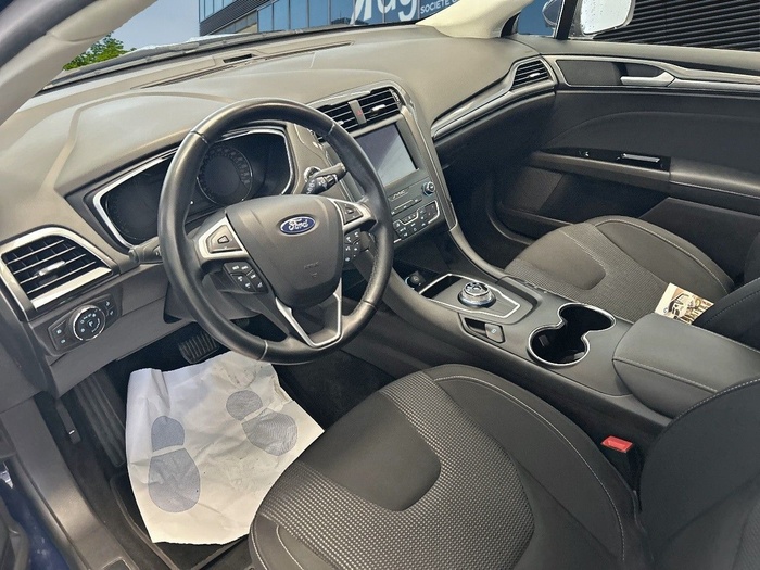 Ford Mondeo SportBreak 2.0 TDCI Titanium PowerShift 110 kW (150 CV) Vehículo usado en Madrid Ford Mondeo SportBreak 2.0 TDCI Titanium PowerShift 110 kW (150 CV) Vehículo usado en Madrid