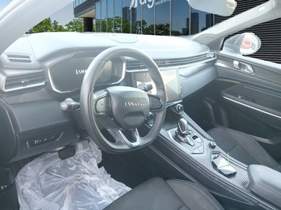 Lynk & Co 01 1.5 PHEV 192 kW (261 CV) 7 Lynk & Co 01 1.5 PHEV 192 kW (261 CV) 7