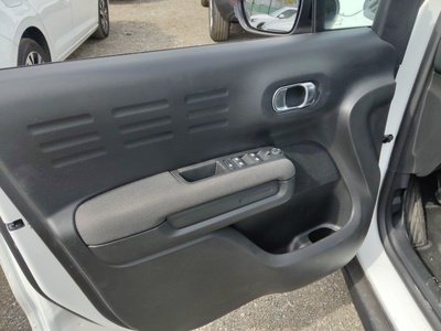 Citroen C3 Aircross BlueHDi 110 S&S Plus 81 kW (110 CV) 12 Citroen C3 Aircross BlueHDi 110 S&S Plus 81 kW (110 CV) 12