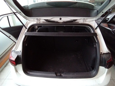 Volkswagen Golf 2.0 TDI 85 kW (115 CV) 10 Volkswagen Golf 2.0 TDI 85 kW (115 CV) 10