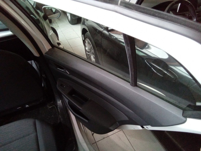 Volkswagen Golf 2.0 TDI 85 kW (115 CV) Vehículo usado en Madrid Volkswagen Golf 2.0 TDI 85 kW (115 CV) Vehículo usado en Madrid