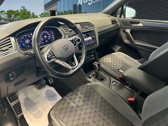 Volkswagen Tiguan R-Line 2.0 TDI 110 kW (150 CV) DSG Vehículo usado en Madrid Volkswagen Tiguan R-Line 2.0 TDI 110 kW (150 CV) DSG Vehículo usado en Madrid