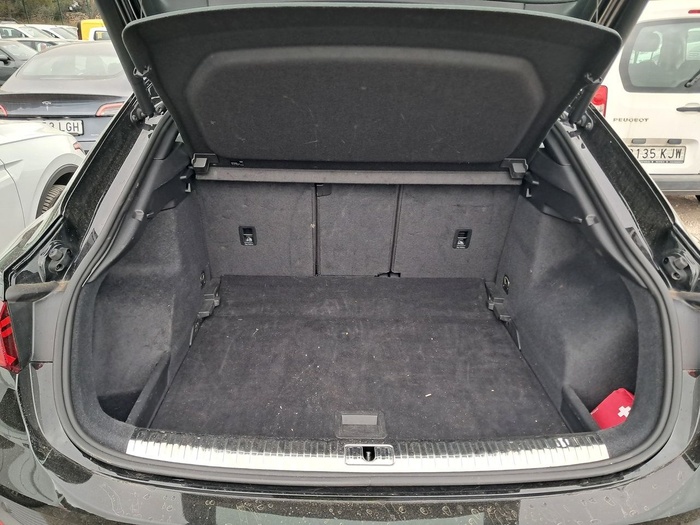 Audi Q3 Sportback S line 35 TDI 110 kW (150 CV) S tronic Vehículo usado en Madrid Audi Q3 Sportback S line 35 TDI 110 kW (150 CV) S tronic Vehículo usado en Madrid