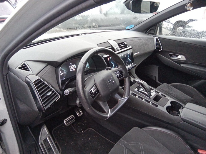 DS DS7 Crossback E-Tense 225 Performance Line Auto 165 kW (225 CV) Vehículo usado en Madrid DS DS7 Crossback E-Tense 225 Performance Line Auto 165 kW (225 CV) Vehículo usado en Madrid