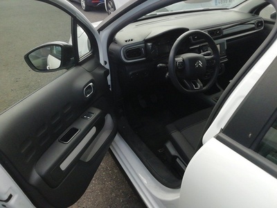 Citroen C3 BlueHDi 100 S&S Live Pack 75 KW (100 CV) 7 Citroen C3 BlueHDi 100 S&S Live Pack 75 KW (100 CV) 7
