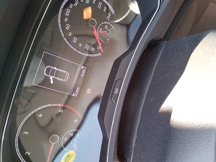 Volkswagen T-Roc Advance 2.0 TDI 110 kW (150 CV) Vehículo usado en Madrid Volkswagen T-Roc Advance 2.0 TDI 110 kW (150 CV) Vehículo usado en Madrid