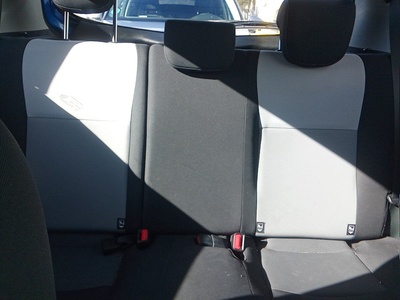 Toyota Yaris 1.5 Active Tech 74 kW (100 CV) 9 Toyota Yaris 1.5 Active Tech 74 kW (100 CV) 9