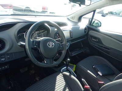 Toyota Yaris 1.5 Active Tech 74 kW (100 CV) 7 Toyota Yaris 1.5 Active Tech 74 kW (100 CV) 7