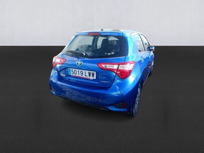 Toyota Yaris 1.5 Active Tech 74 kW (100 CV) 4 Toyota Yaris 1.5 Active Tech 74 kW (100 CV) 4