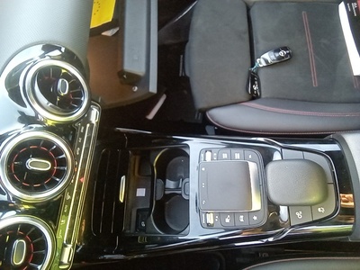 Mercedes-Benz CLA 35 AMG 4Matic+ 225 kW (306 CV) 14 Mercedes-Benz CLA 35 AMG 4Matic+ 225 kW (306 CV) 14