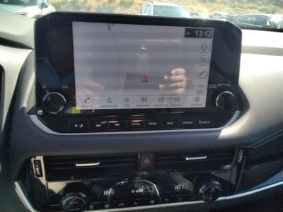 Nissan Qashqai DIG-T 140 mHEV N-Connecta 4x2 103 kW (140 CV) 9 Nissan Qashqai DIG-T 140 mHEV N-Connecta 4x2 103 kW (140 CV) 9