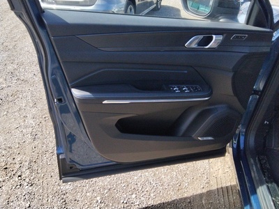 Lynk & Co 01 1.5 PHEV 192 kW (261 CV) 15 Lynk & Co 01 1.5 PHEV 192 kW (261 CV) 15