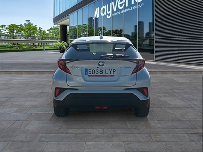 Toyota C-HR 1.8 125H Advance 90 kW (122 CV) 5 Toyota C-HR 1.8 125H Advance 90 kW (122 CV) 5
