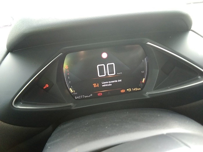 DS DS3 BlueHDi 100 So Chic 73 kW (100 CV) Vehículo usado en Madrid DS DS3 BlueHDi 100 So Chic 73 kW (100 CV) Vehículo usado en Madrid