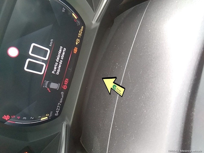 DS DS3 BlueHDi 100 So Chic 73 kW (100 CV) Vehículo usado en Madrid DS DS3 BlueHDi 100 So Chic 73 kW (100 CV) Vehículo usado en Madrid