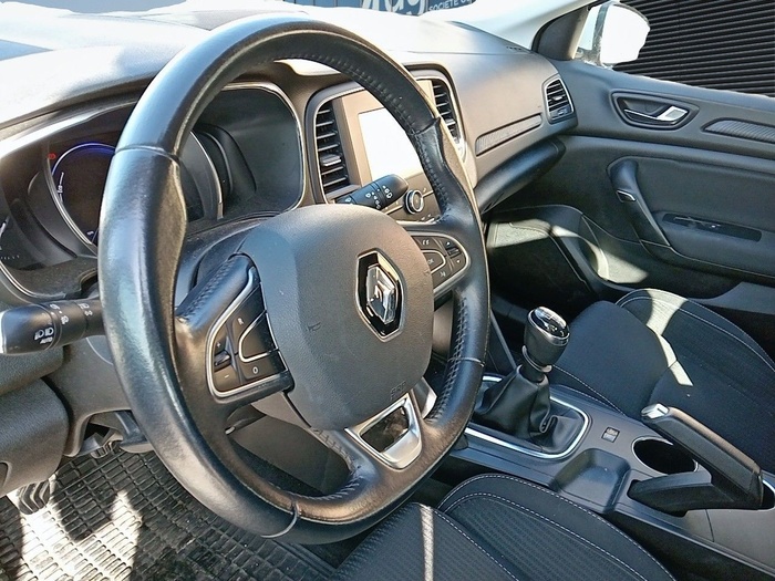 Renault Megane Business Blue dCi 85 kW (115 CV) Vehículo usado en Madrid Renault Megane Business Blue dCi 85 kW (115 CV) Vehículo usado en Madrid