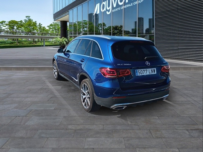 Mercedes-Benz GLC 300 e 4Matic 235 kW (320 CV) Vehículo usado en Madrid Mercedes-Benz GLC 300 e 4Matic 235 kW (320 CV) Vehículo usado en Madrid