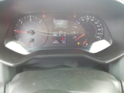 Renault Clio Business Blue dCi 63 kW (85 CV) 8 Renault Clio Business Blue dCi 63 kW (85 CV) 8