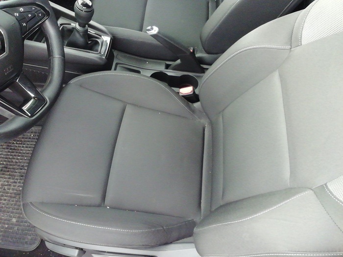 Renault Clio Business Blue dCi 63 kW (85 CV) Vehículo usado en Madrid Renault Clio Business Blue dCi 63 kW (85 CV) Vehículo usado en Madrid