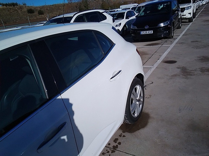 Renault Megane Business Blue dCi 85 kW (115 CV) Vehículo usado en Madrid Renault Megane Business Blue dCi 85 kW (115 CV) Vehículo usado en Madrid