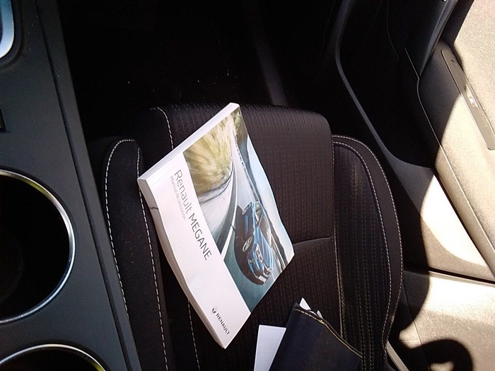 Renault Megane Business Blue dCi 85 kW (115 CV) Vehículo usado en Madrid Renault Megane Business Blue dCi 85 kW (115 CV) Vehículo usado en Madrid