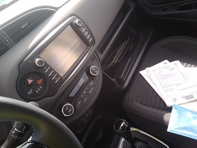 Toyota Yaris 1.5 100H Active 74 kW (100 CV) 9 Toyota Yaris 1.5 100H Active 74 kW (100 CV) 9