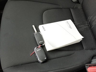 Kia Sportage 1.6 T-GDi MHEV Drive 4x2 110 kW (150 CV) 13 Kia Sportage 1.6 T-GDi MHEV Drive 4x2 110 kW (150 CV) 13