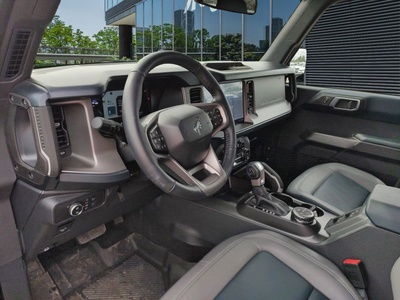 Ford Bronco 2.7 EcoBoost V6 Outer Banks 4x4 In Auto 246 kW (335 CV) 14 Ford Bronco 2.7 EcoBoost V6 Outer Banks 4x4 In Auto 246 kW (335 CV) 14