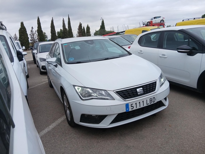 SEAT Leon ST 1.6 TDI S&S Style Edition Nav 85 kW (115 CV) Vehículo usado en Madrid SEAT Leon ST 1.6 TDI S&S Style Edition Nav 85 kW (115 CV) Vehículo usado en Madrid