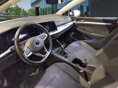 Volkswagen Golf Life 2.0 TDI 85 kW (115 CV) 14 Volkswagen Golf Life 2.0 TDI 85 kW (115 CV) 14