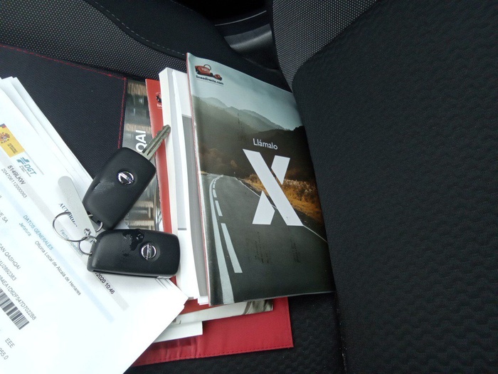 Nissan Qashqai dCi 85 Acenta 85 kW (115 CV) Vehículo usado en Madrid Nissan Qashqai dCi 85 Acenta 85 kW (115 CV) Vehículo usado en Madrid