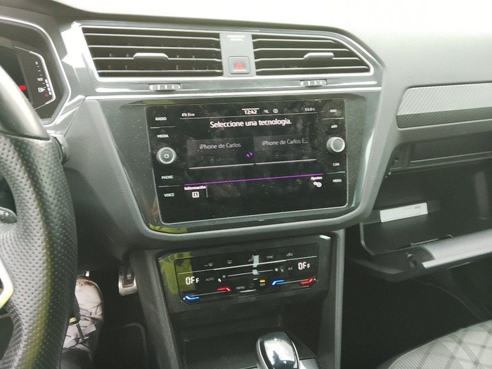 Volkswagen Tiguan R-Line 2.0 TDI 110 kW (150 CV) DSG Vehículo usado en Madrid Volkswagen Tiguan R-Line 2.0 TDI 110 kW (150 CV) DSG Vehículo usado en Madrid