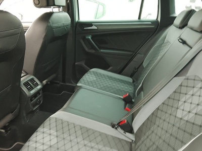 Volkswagen Tiguan R-Line 2.0 TDI 110 kW (150 CV) DSG 9 Volkswagen Tiguan R-Line 2.0 TDI 110 kW (150 CV) DSG 9