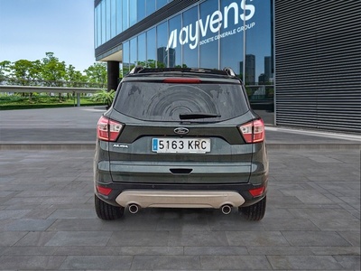 Ford Kuga 2.0 TDCI S&S Titanium 4x2 110 kW (150 CV) 5 Ford Kuga 2.0 TDCI S&S Titanium 4x2 110 kW (150 CV) 5