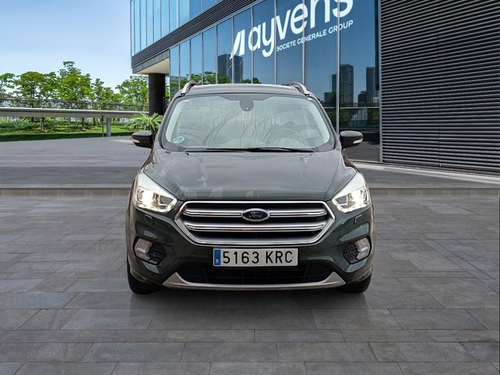 Ford Kuga 2.0 TDCI S&S Titanium 4x2 110 kW (150 CV) Vehículo usado en Madrid Ford Kuga 2.0 TDCI S&S Titanium 4x2 110 kW (150 CV) Vehículo usado en Madrid