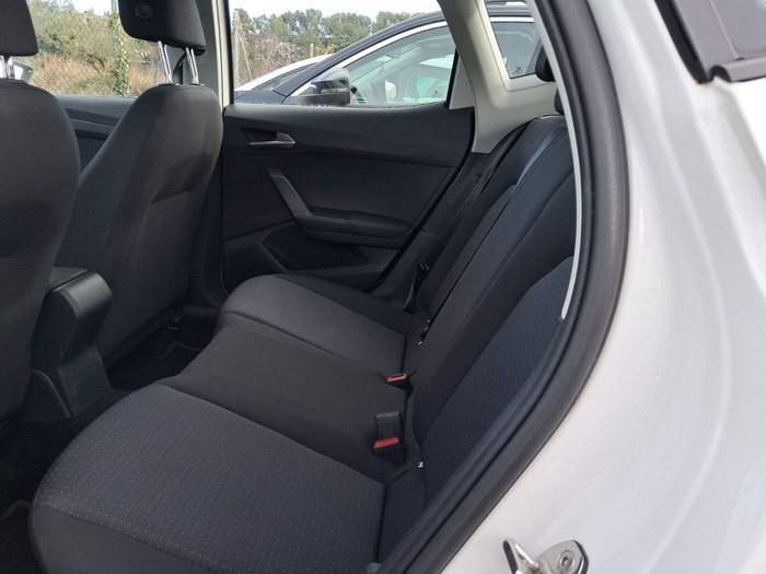 SEAT Arona 1.0 TSI Style 81 kW (110 CV) Vehículo usado en Madrid SEAT Arona 1.0 TSI Style 81 kW (110 CV) Vehículo usado en Madrid