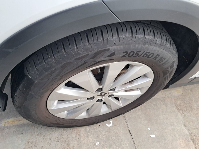 SEAT Arona 1.0 TSI Style 81 kW (110 CV) Vehículo usado en Madrid SEAT Arona 1.0 TSI Style 81 kW (110 CV) Vehículo usado en Madrid