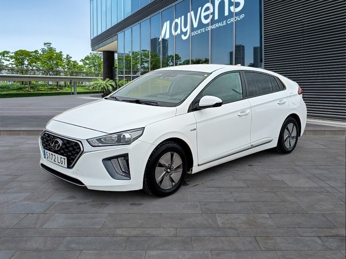 Hyundai Ioniq 1.6 GDI HEV Klass DT 104 kW (141 CV) Vehículo usado en Madrid Hyundai Ioniq 1.6 GDI HEV Klass DT 104 kW (141 CV) Vehículo usado en Madrid