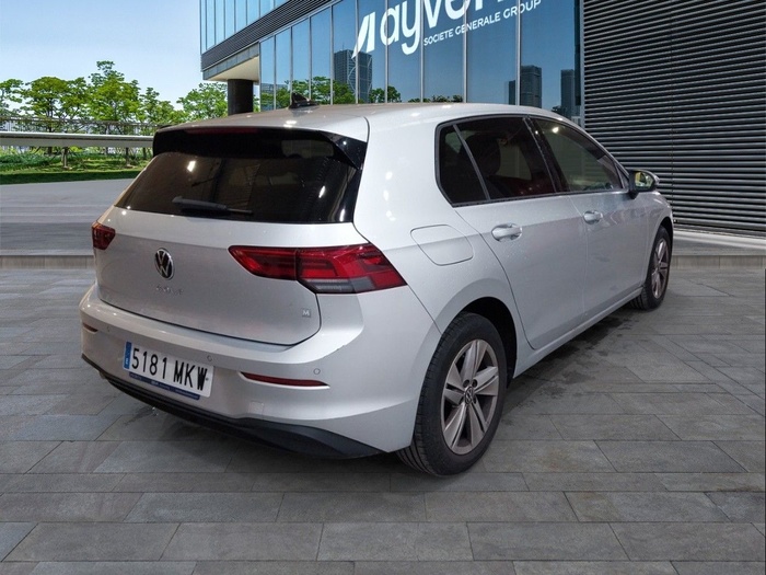 Volkswagen Golf Life 2.0 TDI 85 kW (115 CV) Vehículo usado en Madrid Volkswagen Golf Life 2.0 TDI 85 kW (115 CV) Vehículo usado en Madrid