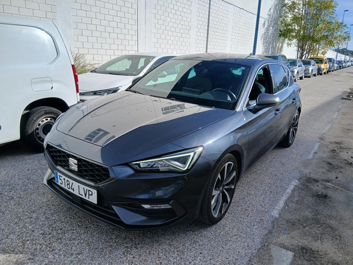 SEAT León 1.5 eTSI S&S FR Go L DSG 110 kW (150 CV) Vehículo usado en Madrid SEAT León 1.5 eTSI S&S FR Go L DSG 110 kW (150 CV) Vehículo usado en Madrid