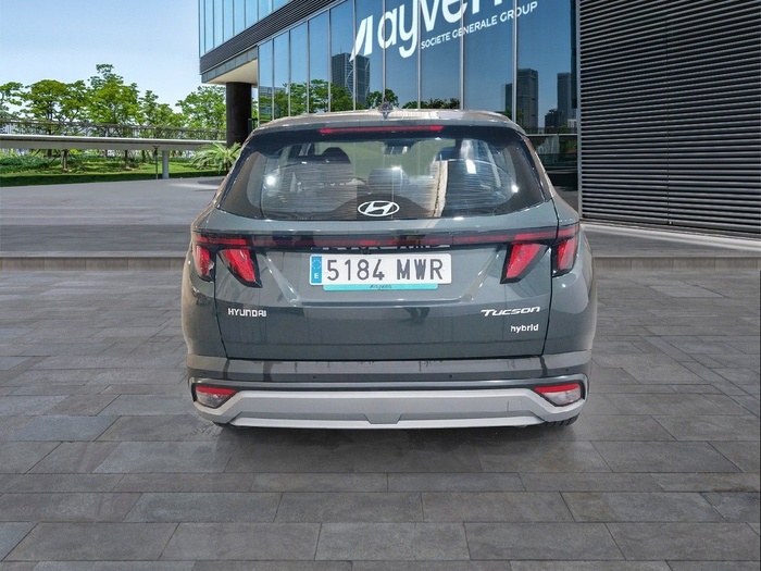Hyundai Tucson 1.6T HEV Klass AT 158 kW (215 CV) Vehículo usado en Madrid Hyundai Tucson 1.6T HEV Klass AT 158 kW (215 CV) Vehículo usado en Madrid