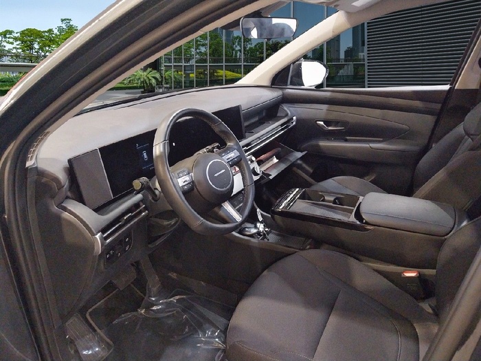 Hyundai Tucson 1.6T HEV Klass AT 158 kW (215 CV) Vehículo usado en Madrid Hyundai Tucson 1.6T HEV Klass AT 158 kW (215 CV) Vehículo usado en Madrid