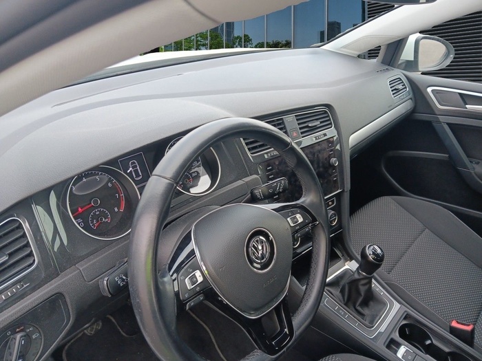 Volkswagen Golf Last Edition 1.0 TSI 85 kW (115 CV) Vehículo usado en Madrid Volkswagen Golf Last Edition 1.0 TSI 85 kW (115 CV) Vehículo usado en Madrid