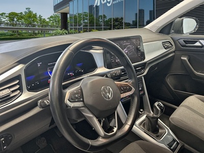 Volkswagen T-Roc Life 2.0 TDI 85 kW (115 CV) 7 Volkswagen T-Roc Life 2.0 TDI 85 kW (115 CV) 7
