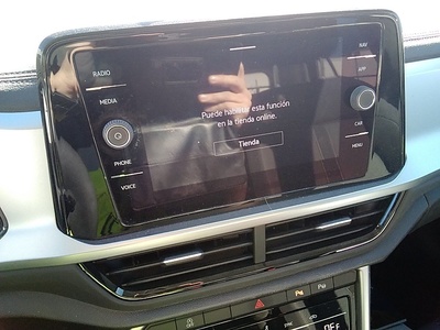 Volkswagen T-Roc Life 2.0 TDI 85 kW (115 CV) 13 Volkswagen T-Roc Life 2.0 TDI 85 kW (115 CV) 13