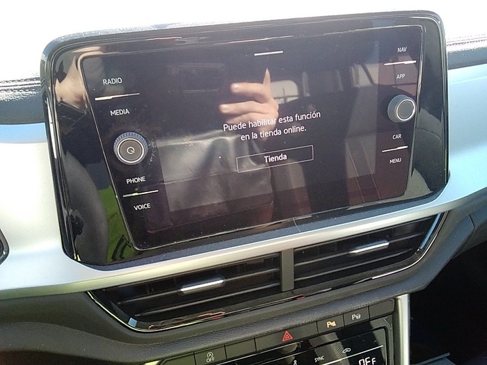 Volkswagen T-Roc Life 2.0 TDI 85 kW (115 CV) Vehículo usado en Madrid Volkswagen T-Roc Life 2.0 TDI 85 kW (115 CV) Vehículo usado en Madrid