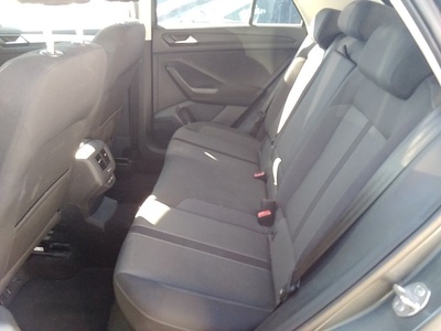 Volkswagen T-Roc Life 2.0 TDI 85 kW (115 CV) 9 Volkswagen T-Roc Life 2.0 TDI 85 kW (115 CV) 9